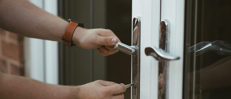 24 hour key locksmith Elk Grove